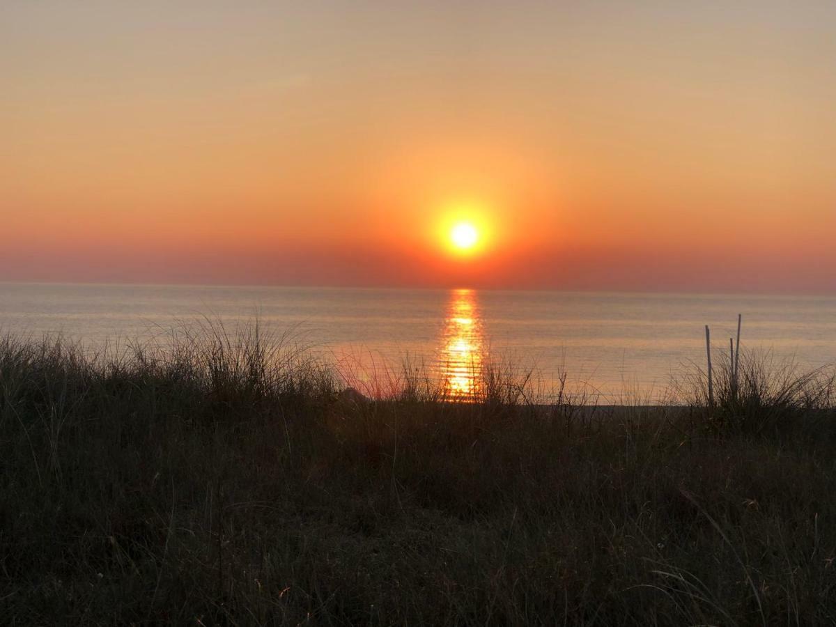 Waves Egmond aan Zee